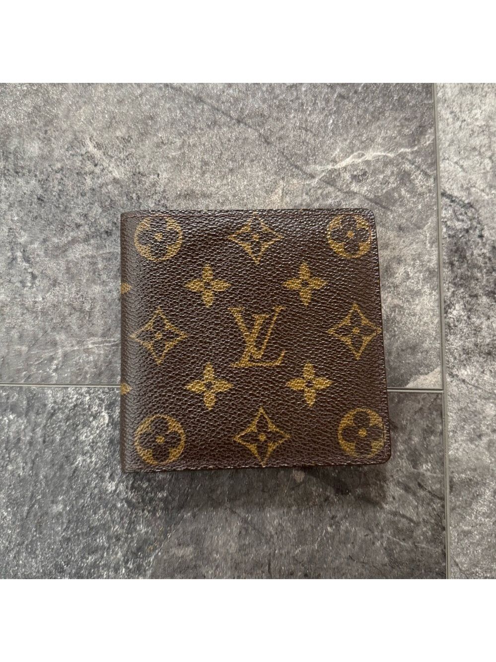 Louis Vuitton LV Monogram Canvas Leather Marco Bifold Vintage Wallet